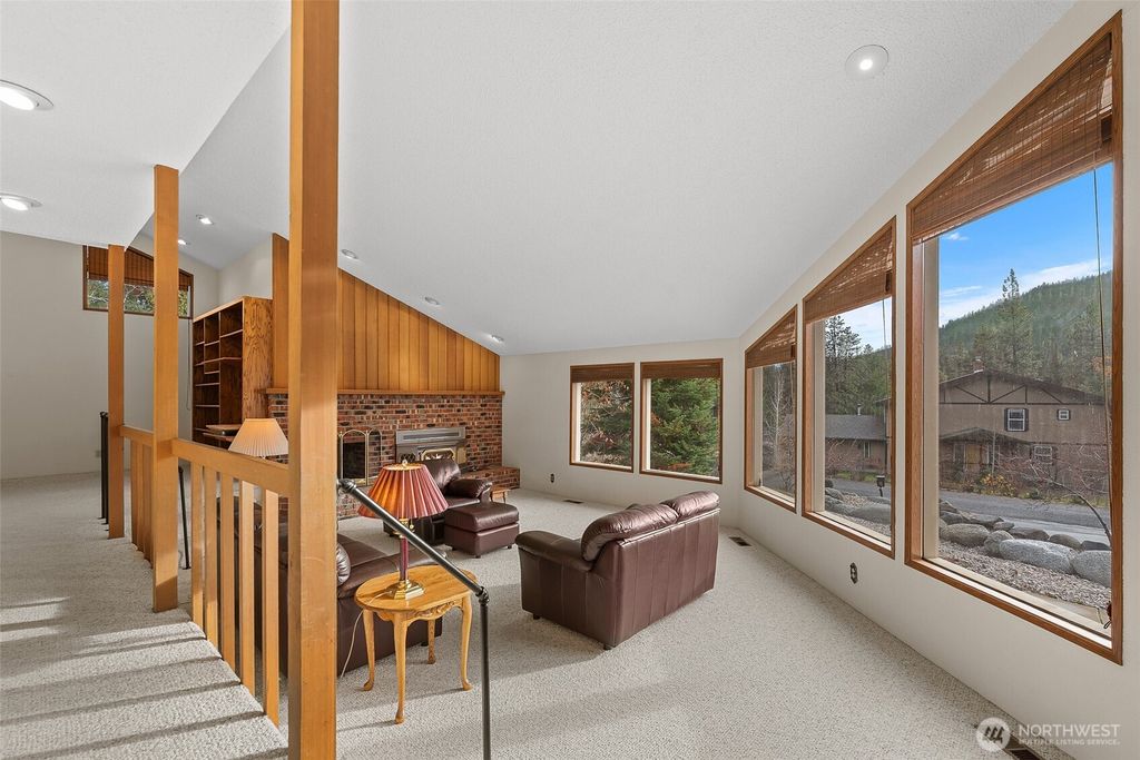 Photo of 1547 Alpensee Strasse, Leavenworth, WA 98826 (MLS # 2459524)