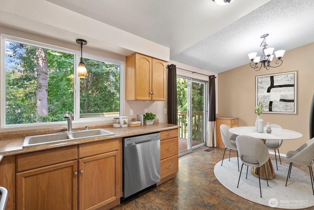 Photo of 19329 142nd Place SE, Renton, WA 98058 (MLS # 2566114)