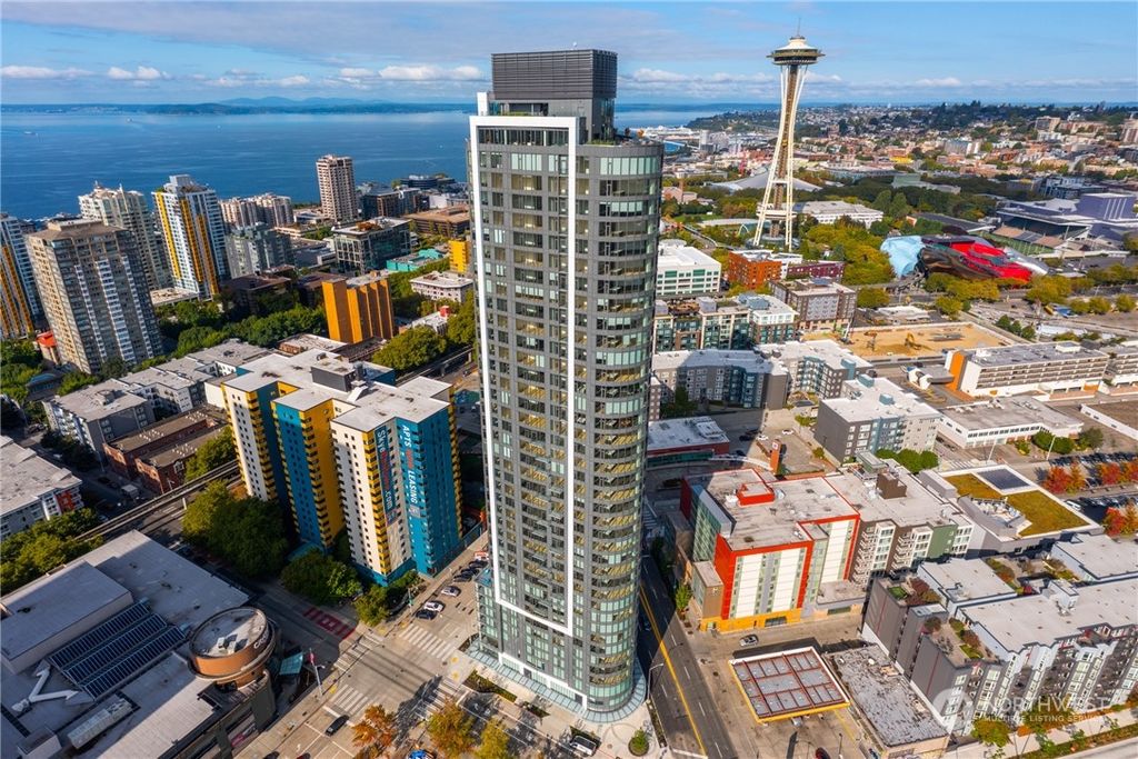 Photo of 2510 6th Avenue #2707, Seattle, WA 98121 (MLS # 2182921)