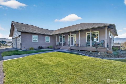 Photo of 2350 10th Street NE, East Wenatchee, WA 98802 (MLS # 2481992)