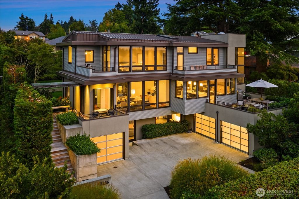 Photo of 2236 66th Avenue SE, Mercer Island, WA 98040 (MLS # 2430645)