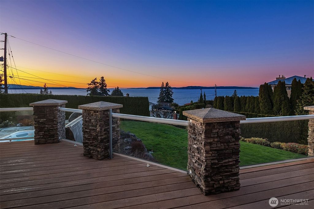 Photo of 17003 Talbot Road, Edmonds, WA 98026 (MLS # 2517246)