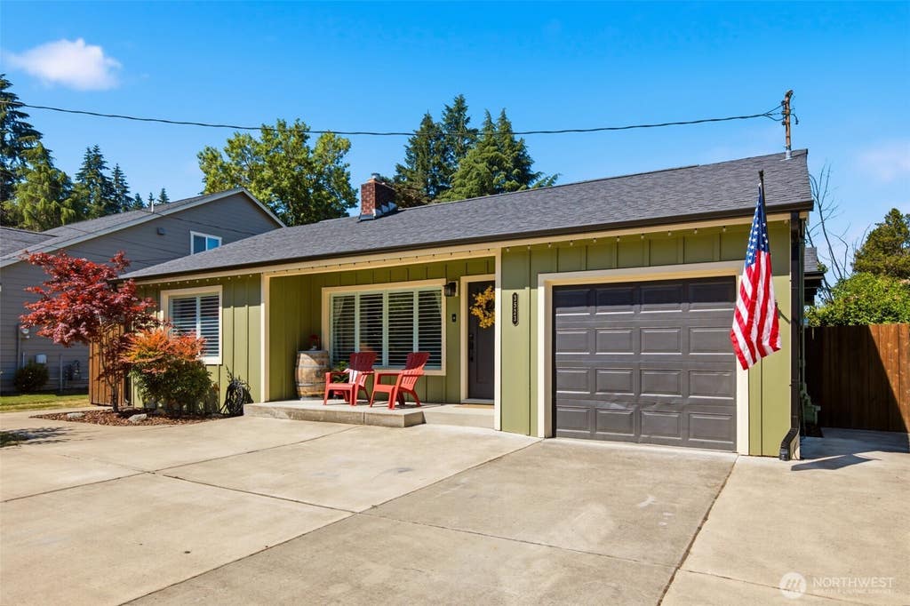 Photo of 3523 Quince Street SE, Tumwater, WA 98501 (MLS # 2550955)