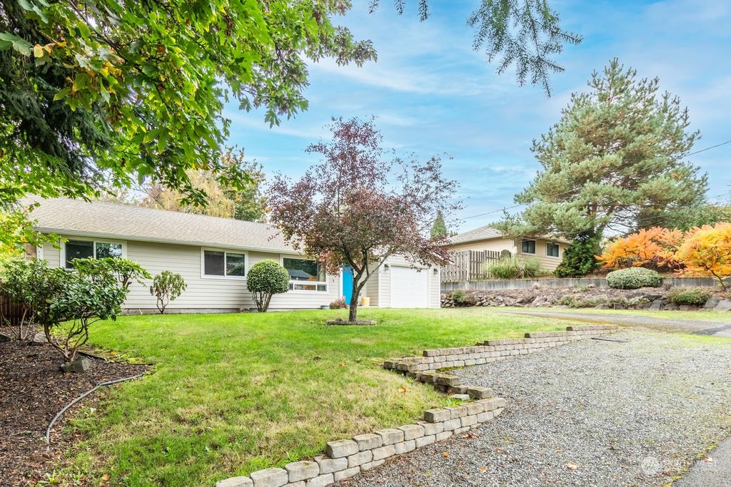 Photo of 20629 12th Place S, SeaTac, WA 98198 (MLS # 2171033)