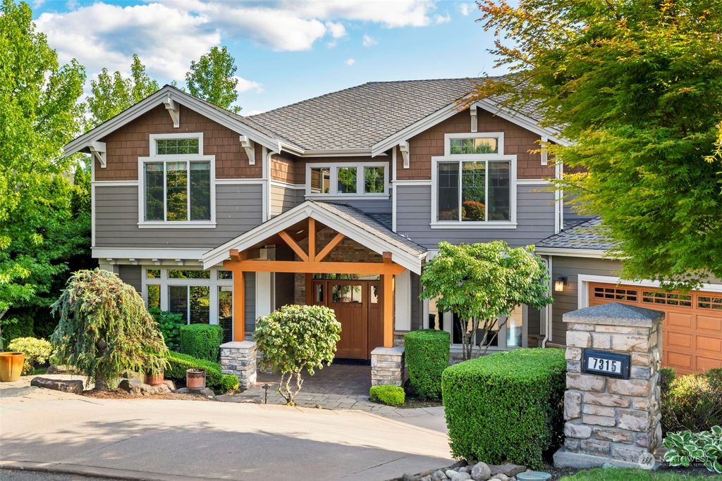 Photo of 7315 Inverness Lane SE, Snoqualmie, WA 98065 (MLS # 2143162)