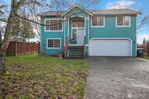 Photo of 910 127th Street Ct E, Tacoma, WA 98445 (MLS # 2463762)