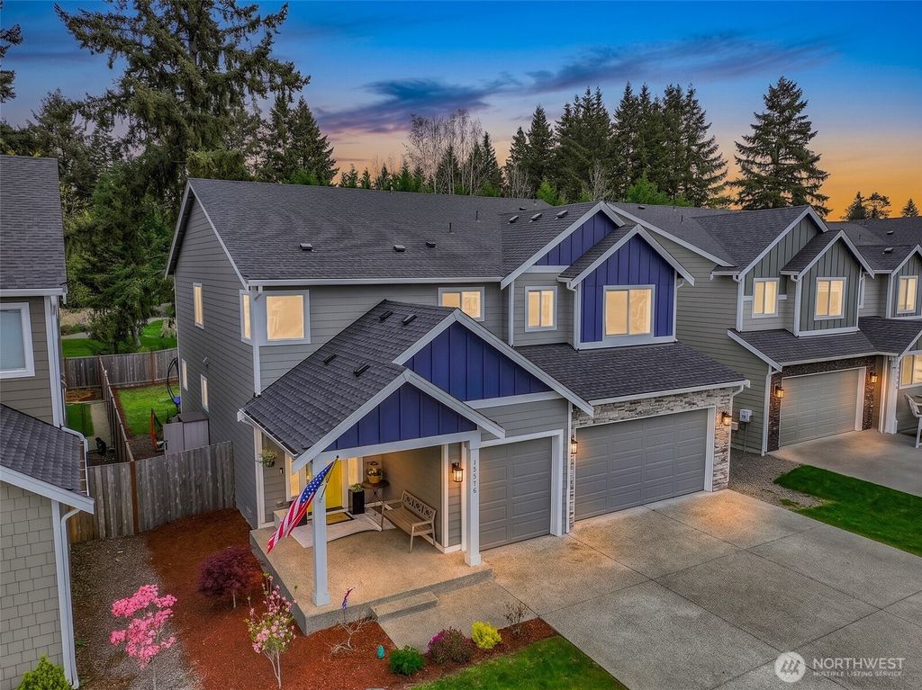 Photo of 15526 Bergh Court SE, Yelm, WA 98597 (MLS # 2514490)