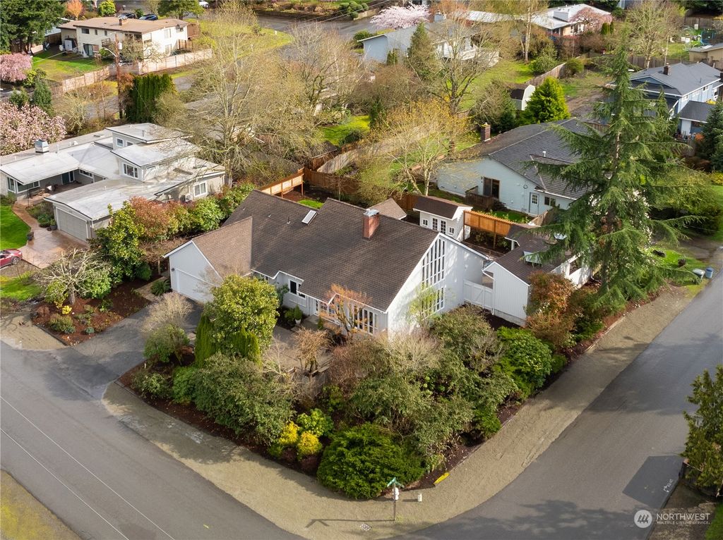 Photo of 6251 NE 159th Street, Kenmore, WA 98028 (MLS # 2215737)