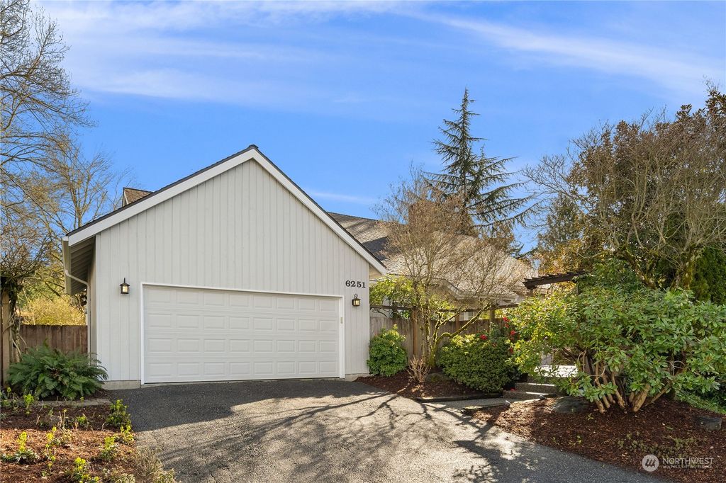 Photo of 6251 NE 159th Street, Kenmore, WA 98028 (MLS # 2215737)