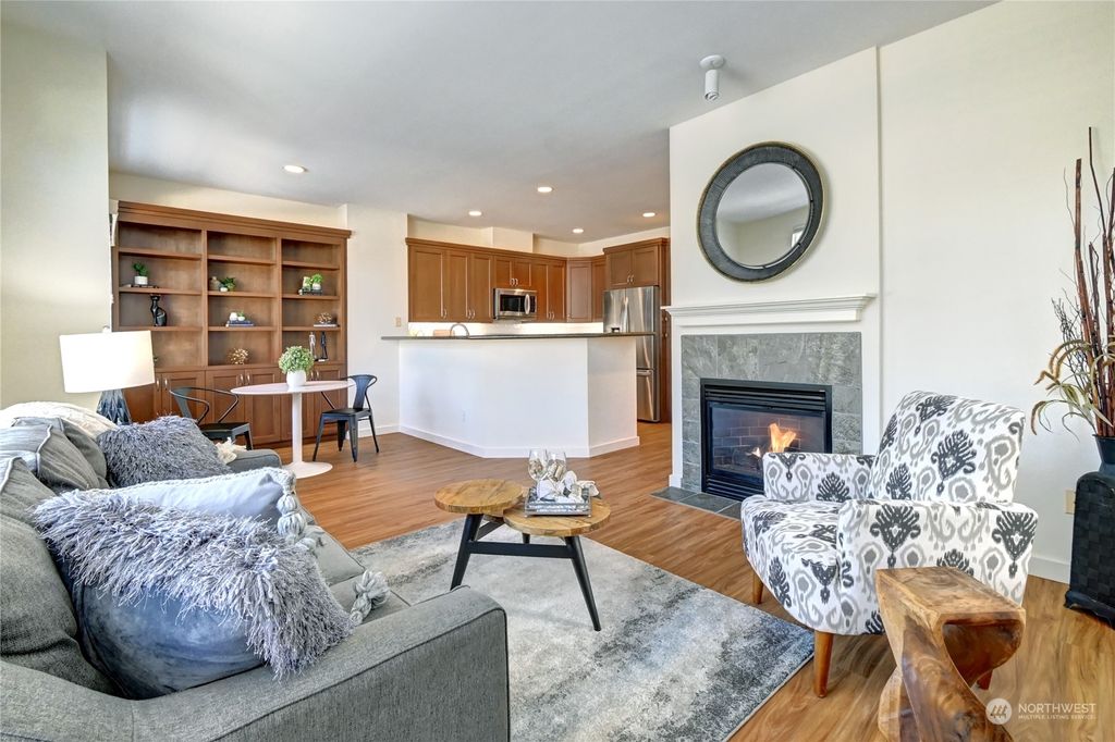 Photo of 8304 NE 140th Street, Kirkland, WA 98034 (MLS # 1992971)