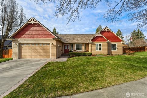 Photo of 22 Costello Place, Walla Walla, WA 99362 (MLS # 2481761)