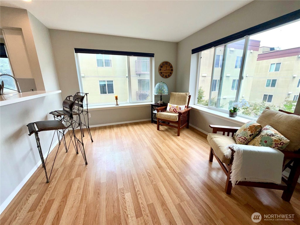 Photo of 712 E Denny Way #401, Seattle, WA 98122 (MLS # 2558369)