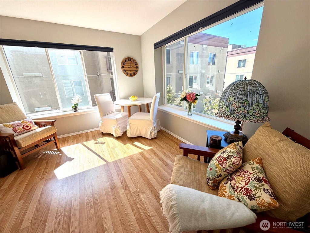 Photo of 712 E Denny Way #401, Seattle, WA 98122 (MLS # 2558369)