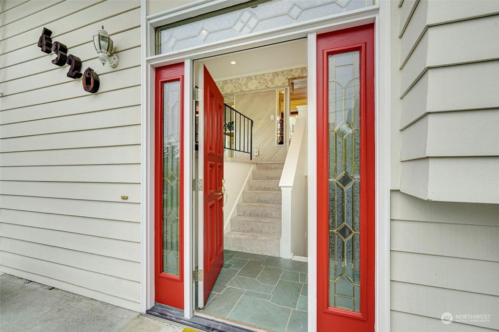 Photo of 4320 SW Trenton Street, Seattle, WA 98136 (MLS # 2304594)
