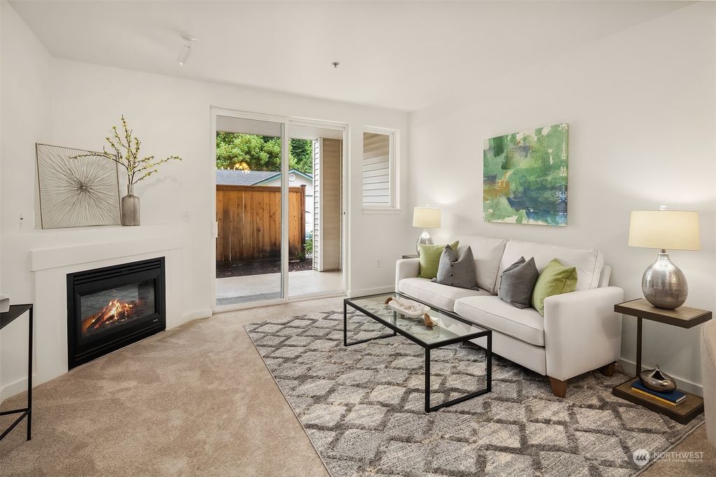 Photo of 13301 SE 79th Place #C107, Newcastle, WA 98059 (MLS # 2129593)