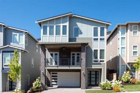 Photo of 7573 S 130th Place, Seattle, WA 98178 (MLS # 2484750)