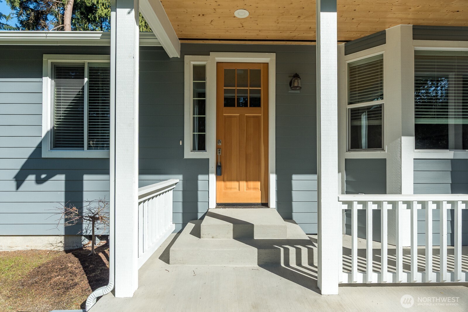 2801 Huckleberry Lane