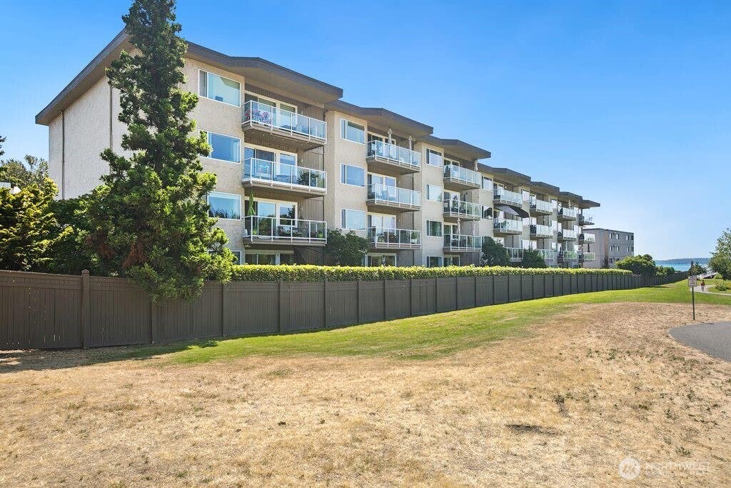Photo of 9715 NE Juanita Drive #B407, Kirkland, WA 98034 (MLS # 2555730)