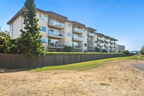 Photo of 9715 NE Juanita Drive #B407, Kirkland, WA 98034 (MLS # 2555730)