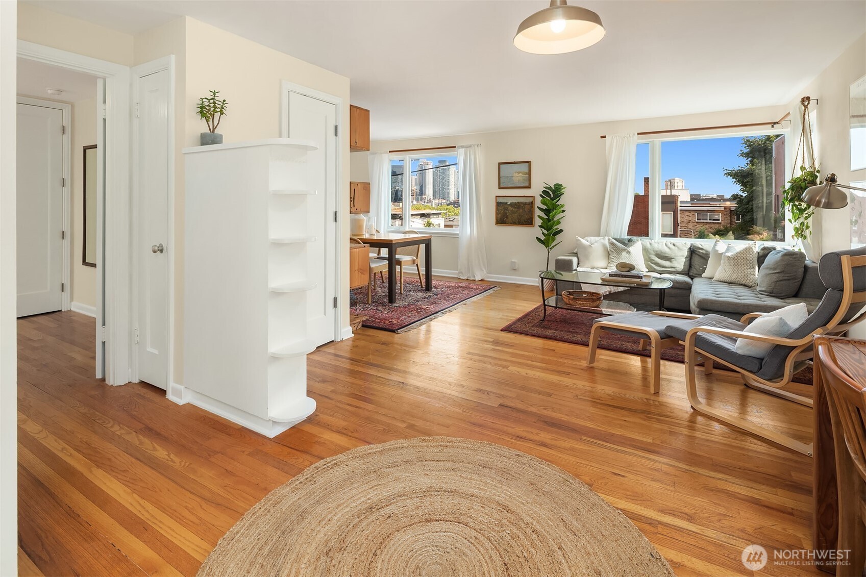 228 Aloha Street 403