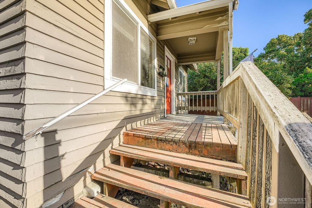 Photo of 5040 35th Avenue SW, Seattle, WA 98126 (MLS # 2413452)