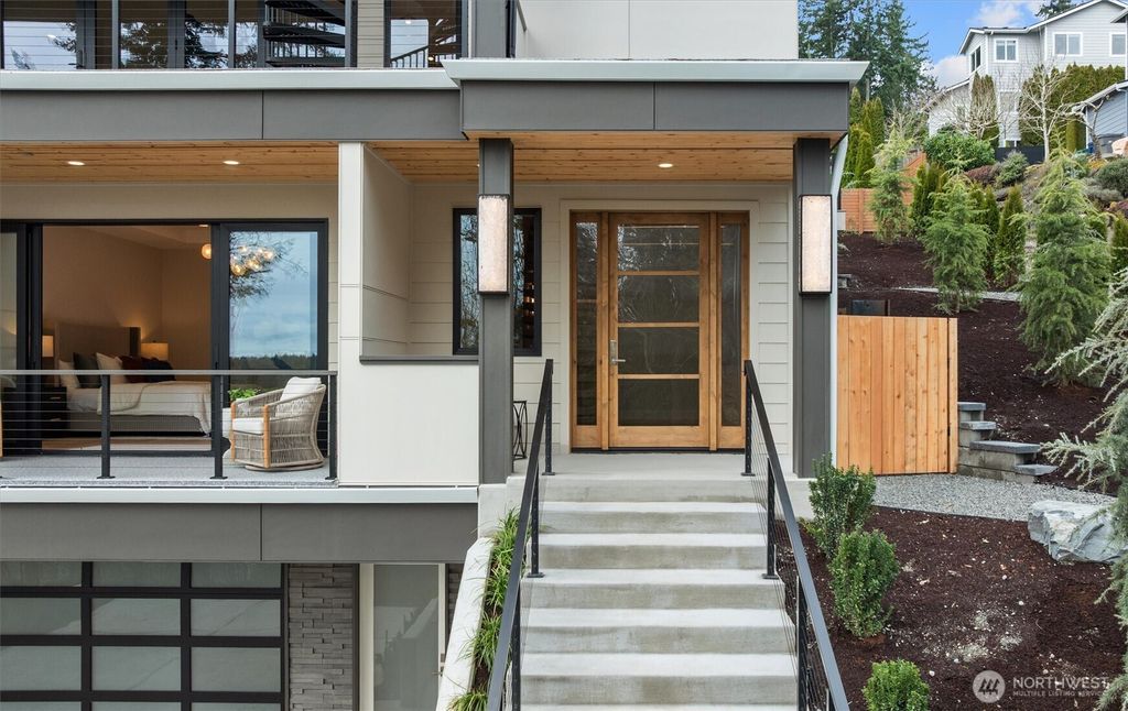 Photo of 11921 90th Ave Ave NE, Kirkland, WA 98034 (MLS # 2482972)