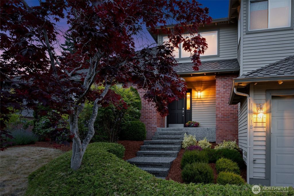 Photo of 11318 34th Drive SE, Everett, WA 98208 (MLS # 2390984)