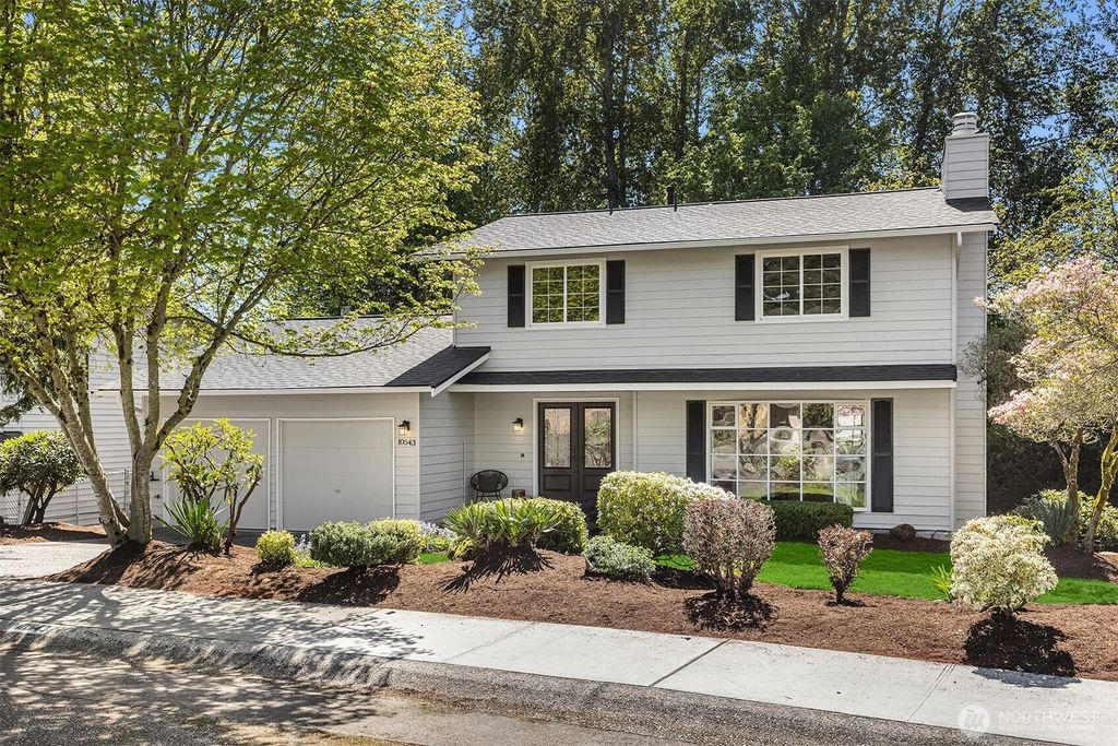 Photo of 10543 158th Avenue NE, Redmond, WA 98052 (MLS # 2516250)