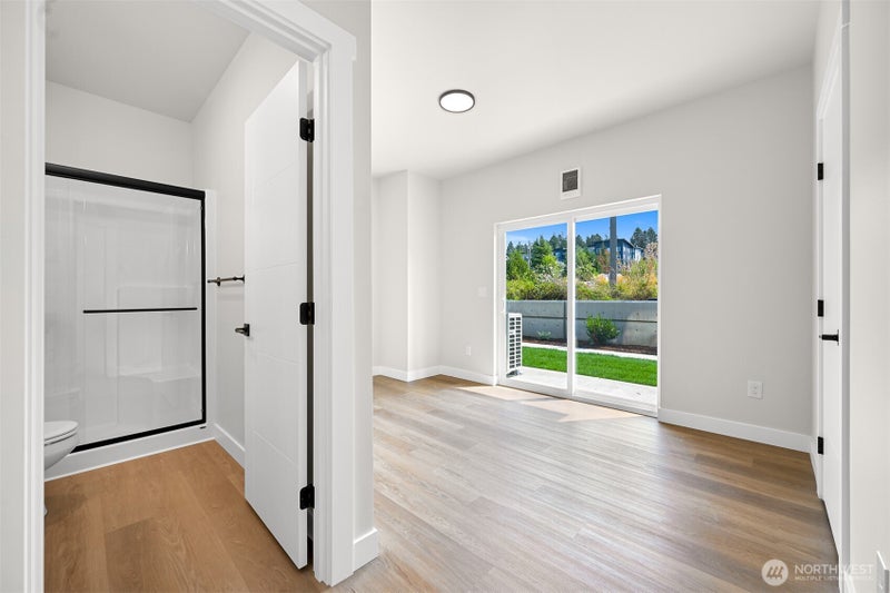 219 Prince Avenue 102