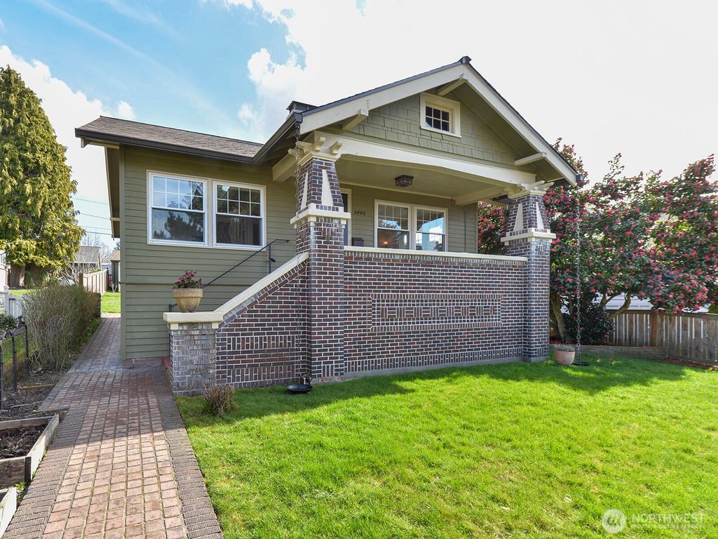 Photo of 5440 44th Avenue SW, Seattle, WA 98136 (MLS # 2330400)