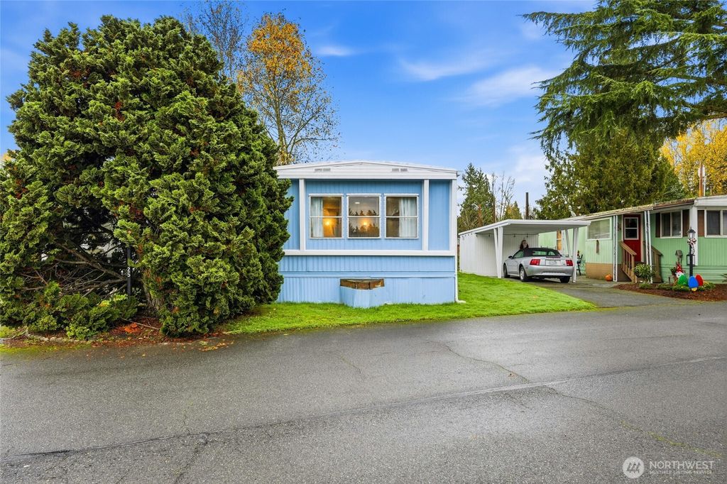 Photo of 11330 E Riverside Drive #25, Bothell, WA 98011 (MLS # 2513233)