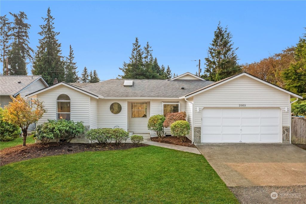 Photo of 21503 SE 265th Place, Maple Valley, WA 98038 (MLS # 2008670)