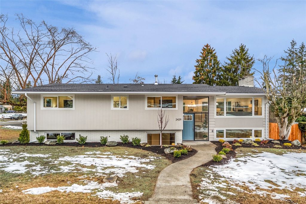 Photo of 2429 Helena Lane, Everett, WA 98208 (MLS # 2021586)