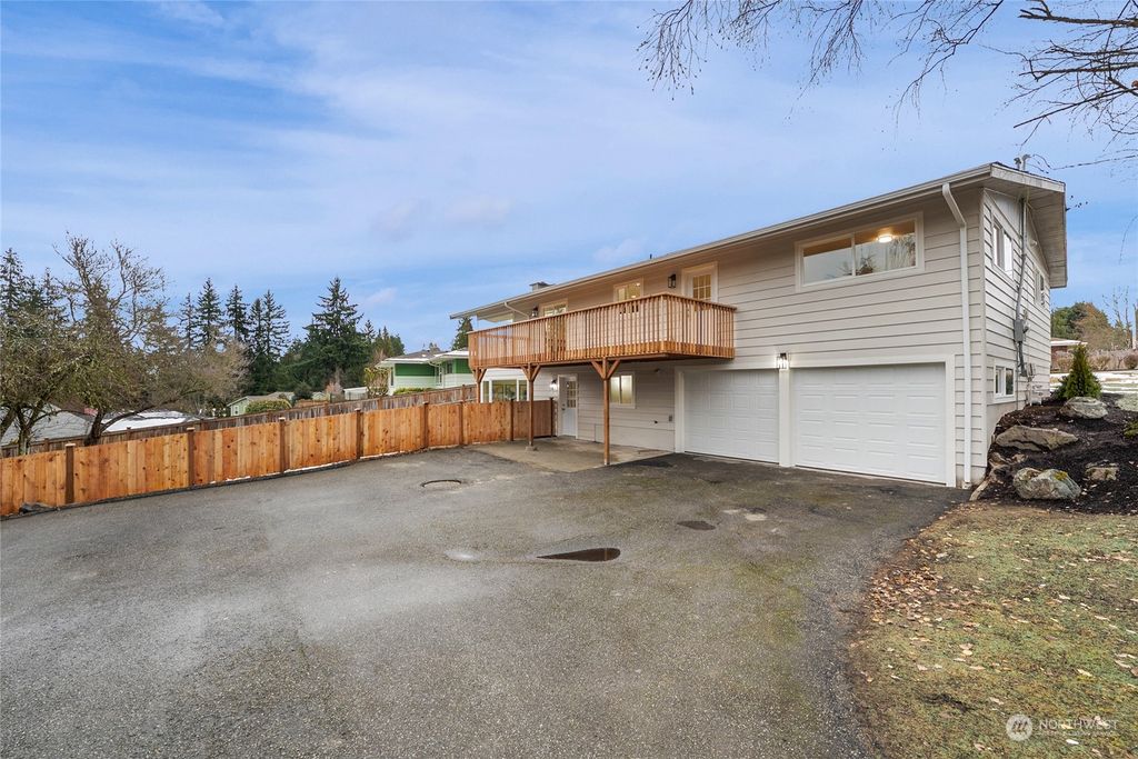 Photo of 2429 Helena Lane, Everett, WA 98208 (MLS # 2021586)