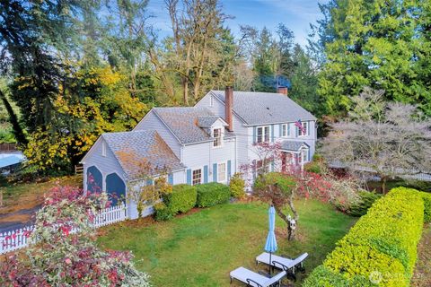 3918 NW Phinney Bay Drive Bremerton WA 98312