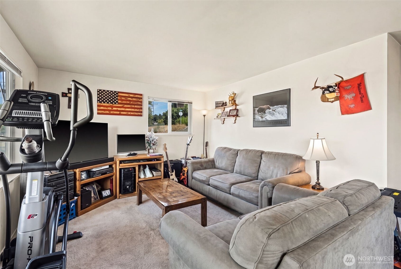 3332 & 3334 Halverson Avenue