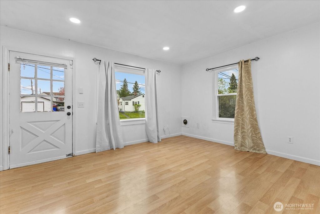 Photo of 1812 23rd Street, Everett, WA 98201 (MLS # 2506222)