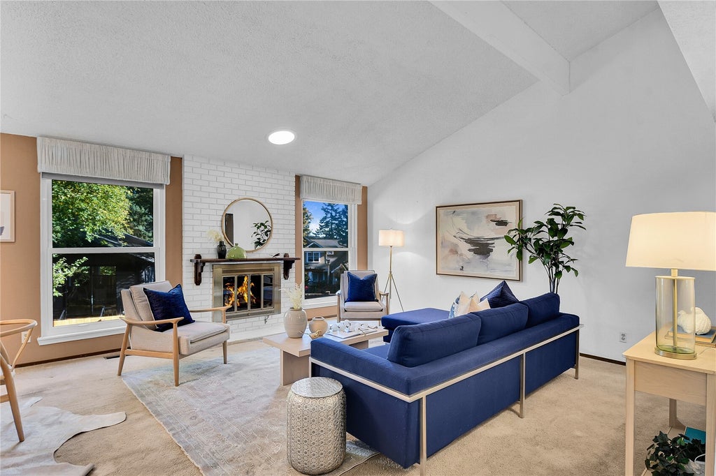 Photo of 13168 NE 92nd Avenue, Kirkland, WA 98034 (MLS # 2594098)