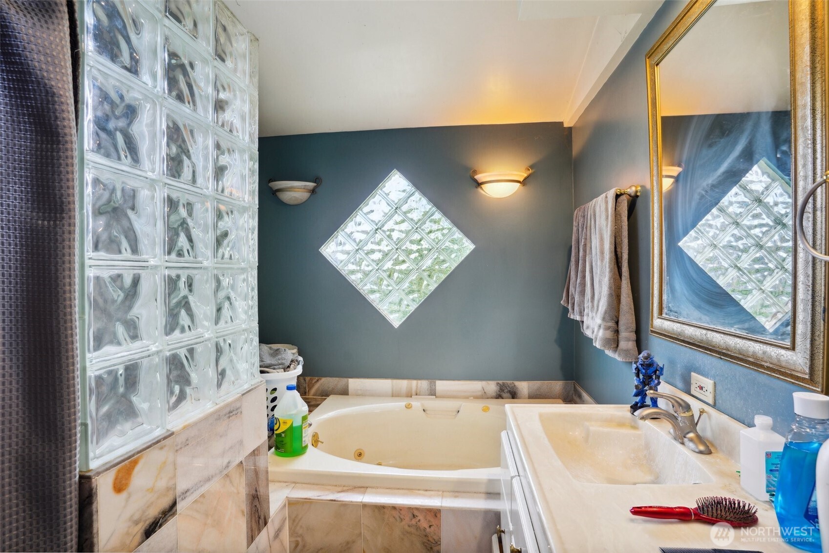 3416 Claremont Avenue S