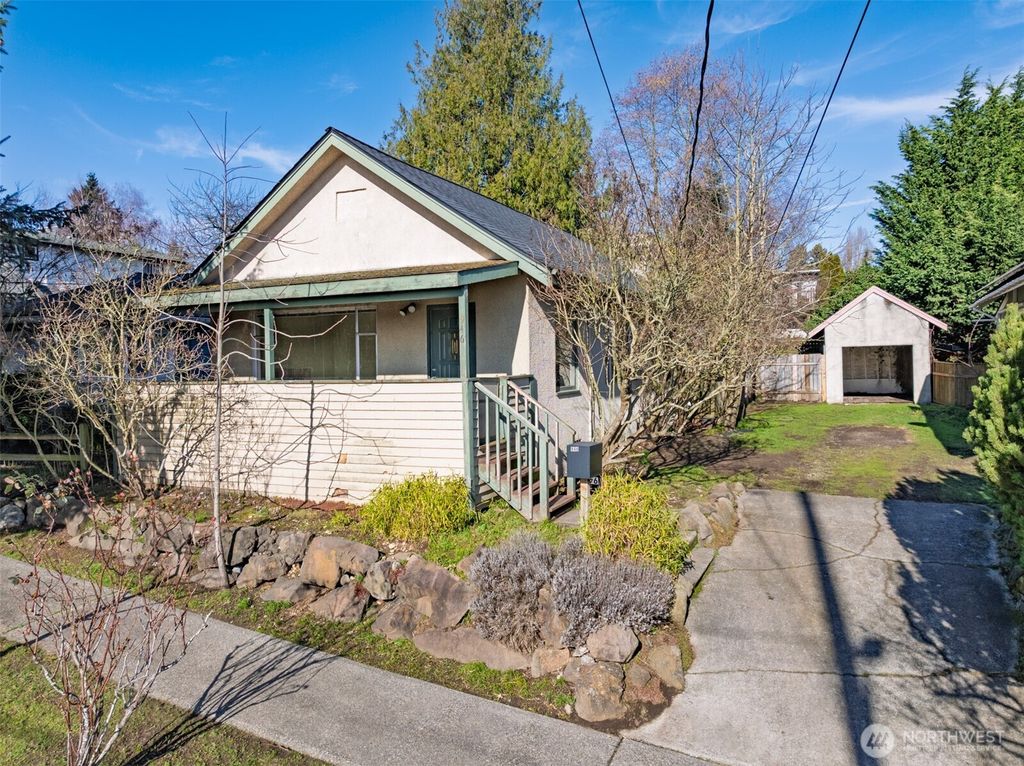 Photo of 946 N 86th Street, Seattle, WA 98103 (MLS # 2477528)