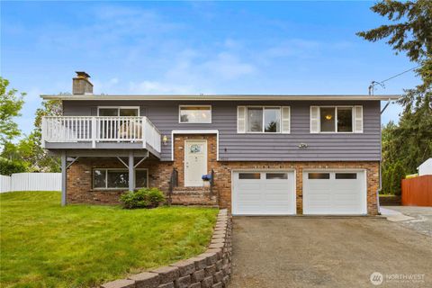 Photo of 4829 S 166th St ST, SeaTac, WA 98188 (MLS # 2523381)