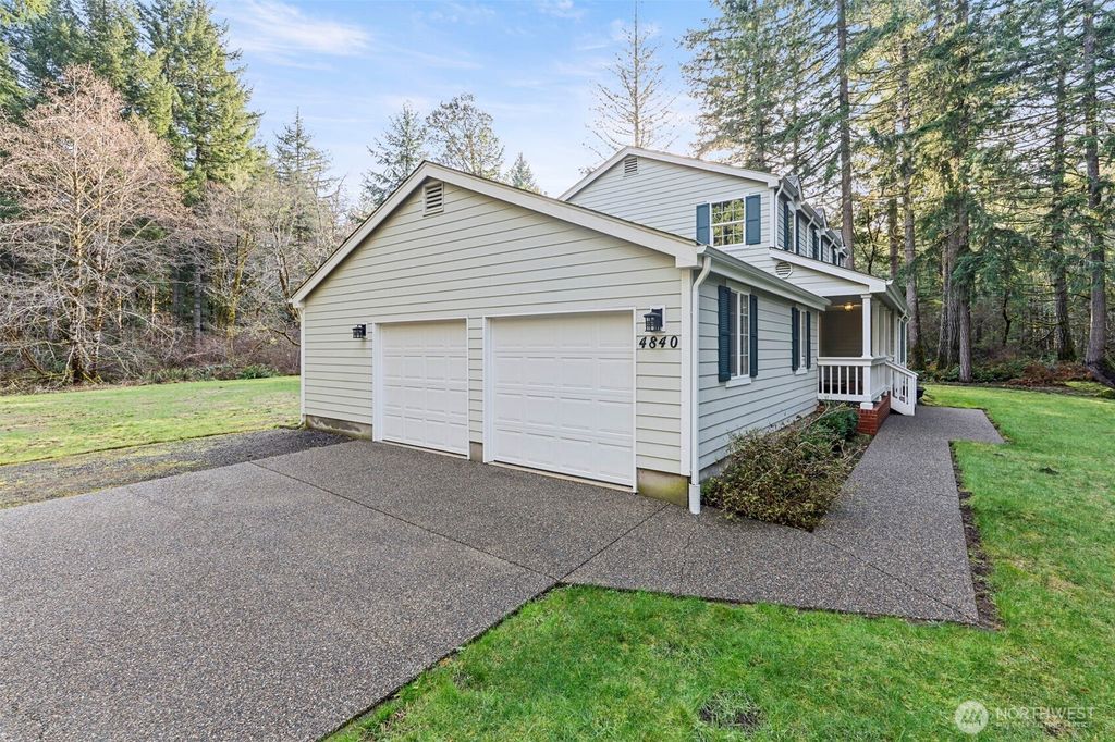 Photo of 4840 Grand Fir Lane NW, Olympia, WA 98502 (MLS # 2478092)