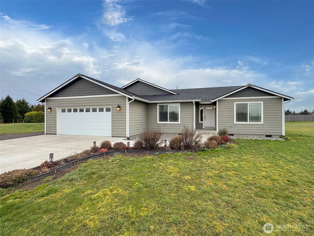 Photo of 196 Marsh Hawk Lane, Port Angeles, WA 98382 (MLS # 2542801)