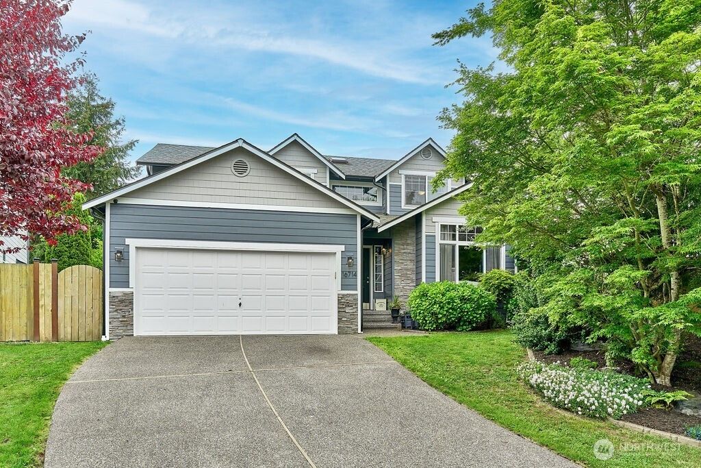 Photo of 16714 10th Place W, Lynnwood, WA 98037 (MLS # 2371651)