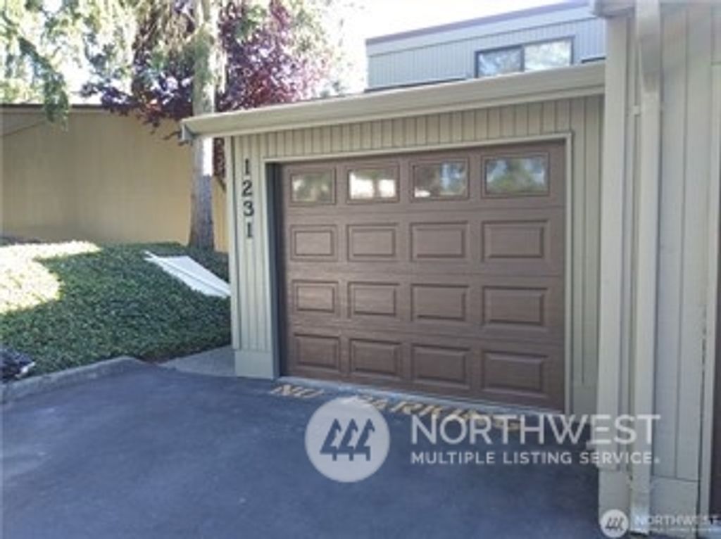 listing image 9369103089941177048