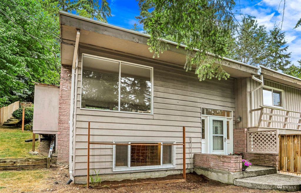 Photo of 18215 Dayton Avenue N, Shoreline, WA 98133 (MLS # 1973066)