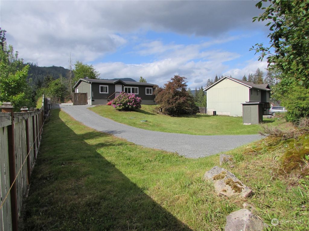 Photo of 19603 Silverton Way, Granite Falls, WA 98252 (MLS # 2242852)