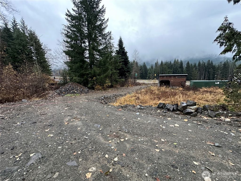 Photo of 121 Kearny Drive, Snoqualmie Pass, WA 98068 (MLS # 2456137)