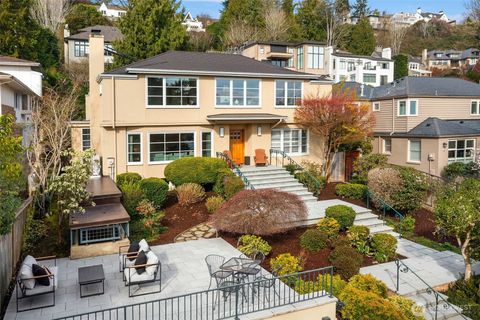 Photo of 453 McGilvra Boulevard E, Seattle, WA 98112 (MLS # 2517906)