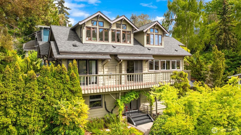 Photo of 4127 SW Orchard Street, Seattle, WA 98136 (MLS # 2369764)